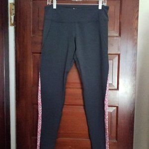 Gray accent yoga pants/leggings